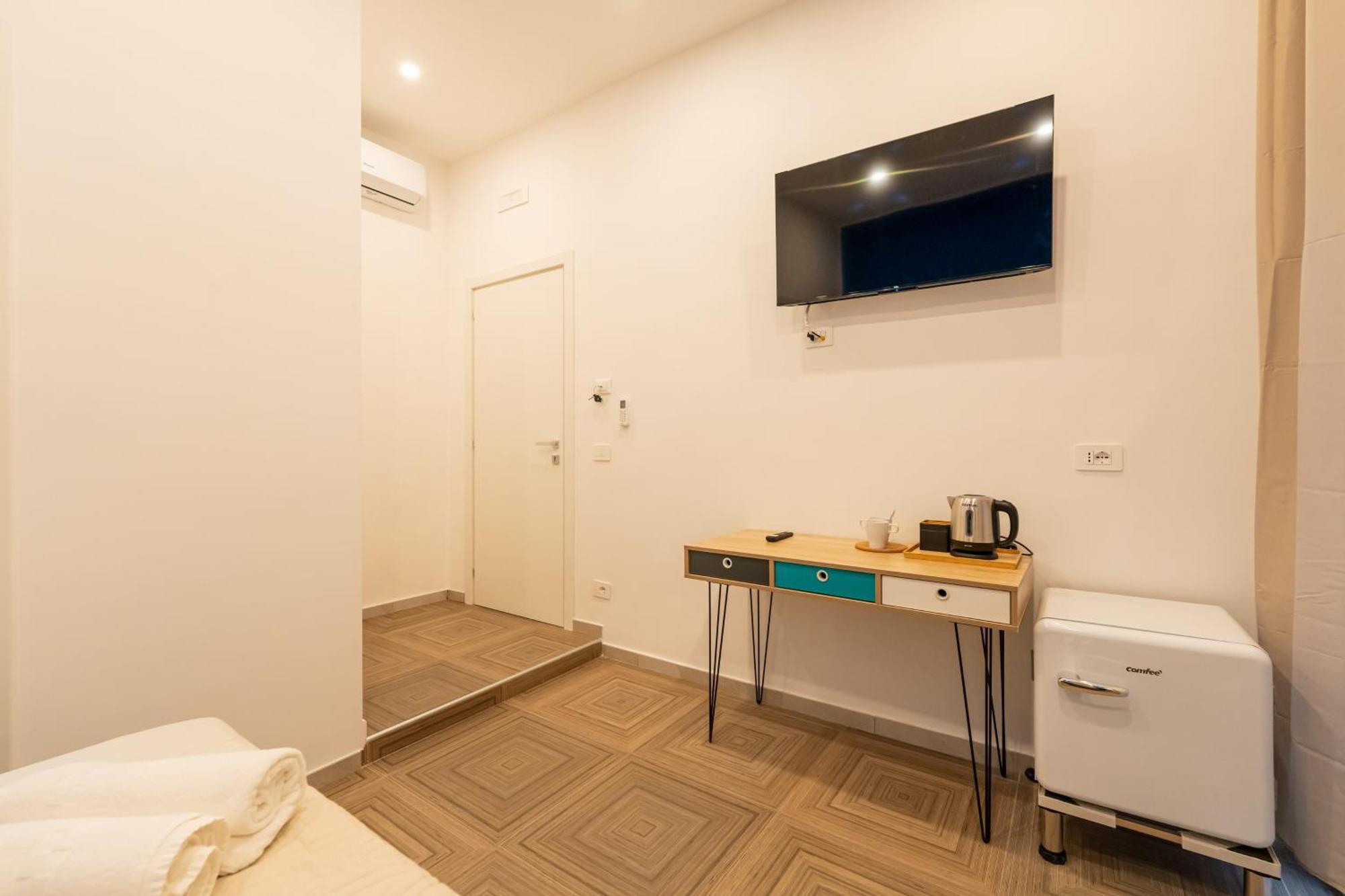 R&D Scassacocchi Apartments 15 Неаполь Экстерьер фото